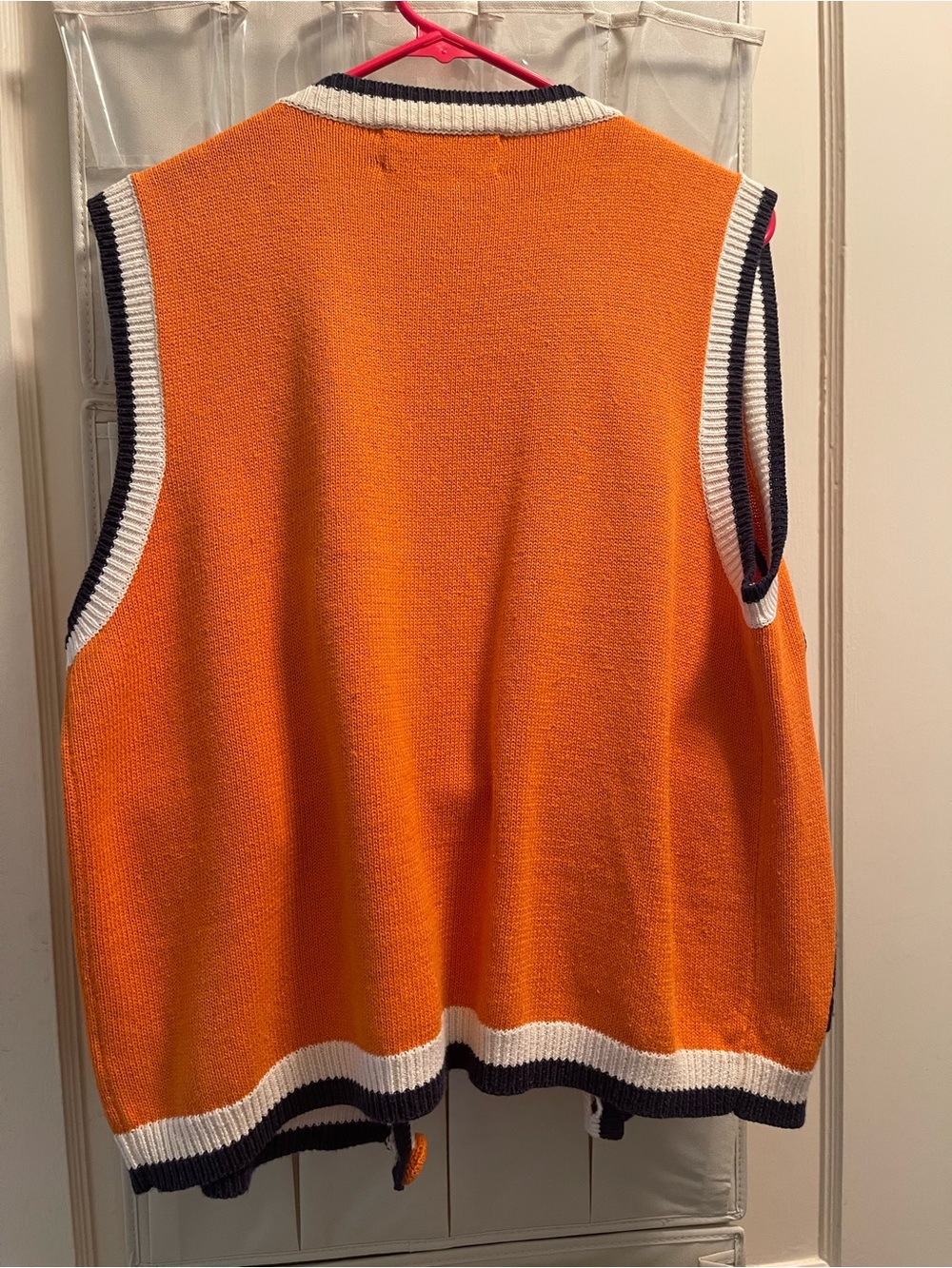 Vintage Collegiate Collection UT TN Orange Knit Vest, Power T Blocks, W Medium - Picture 5 of 5